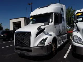 2020 VOLVO VNL64T-760