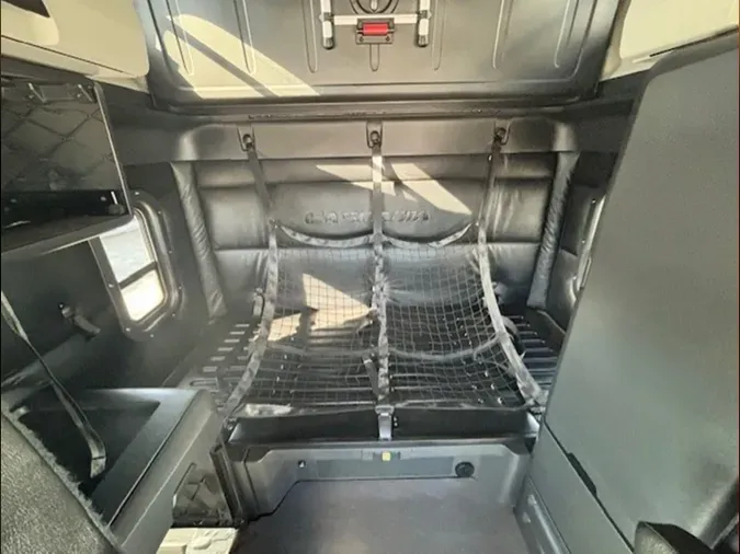 2023 Freightliner Cascadia 126