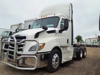 2020 FREIGHTLINER NEW CASCADIA 116