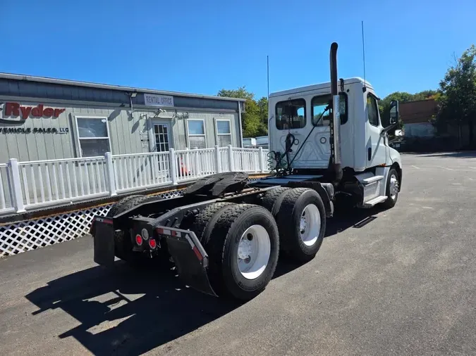 2019 FREIGHTLINER/MERCEDES NEW CASCADIA PX12664
