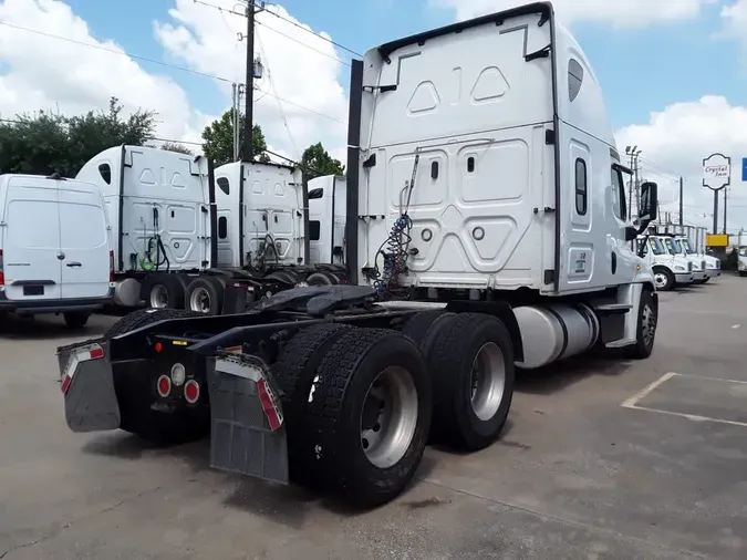 2018 FREIGHTLINER CASCADIA 125