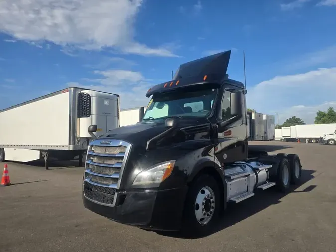 2020 FREIGHTLINER/MERCEDES NEW CASCADIA PX126644262cc601e8090ad22da602d9e3676dd