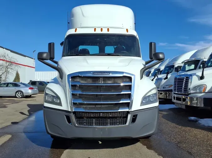 2020 FREIGHTLINER/MERCEDES NEW CASCADIA 116