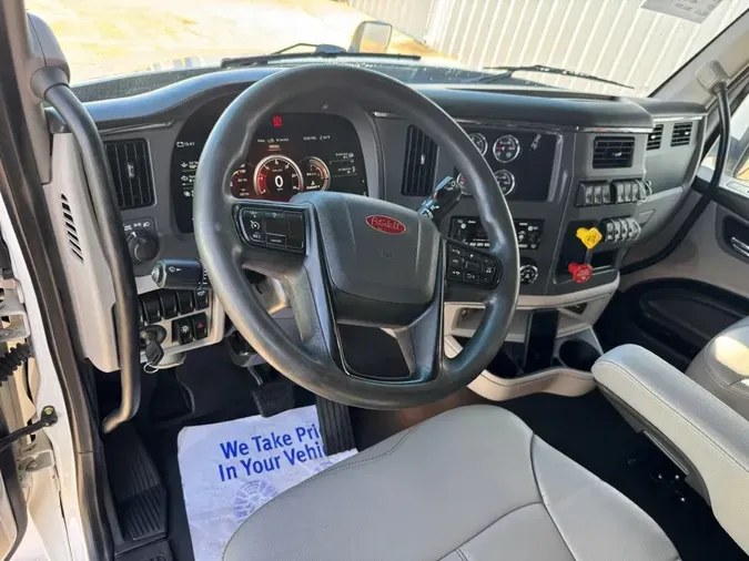 2022 Peterbilt 579426aa3f5999e176e40b0df9c78a8a958