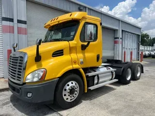 2019 FREIGHTLINER CASCADIA 113