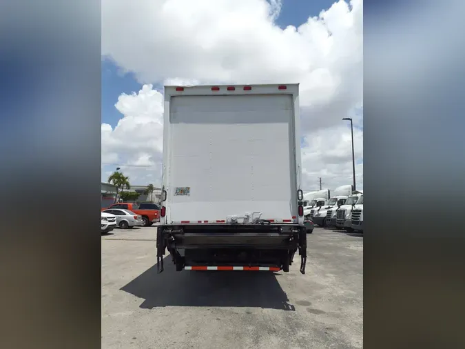 2019 FREIGHTLINER/MERCEDES M2 106