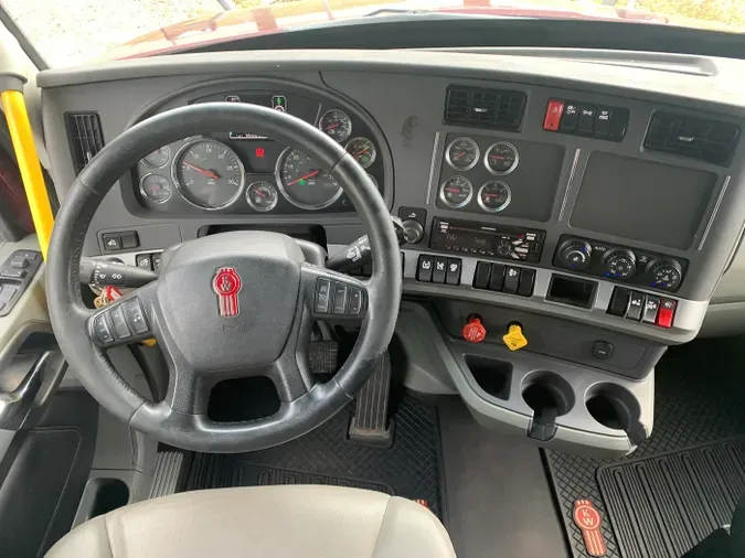 2021 Kenworth T680