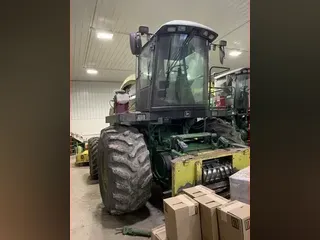 1998 John Deere 6850