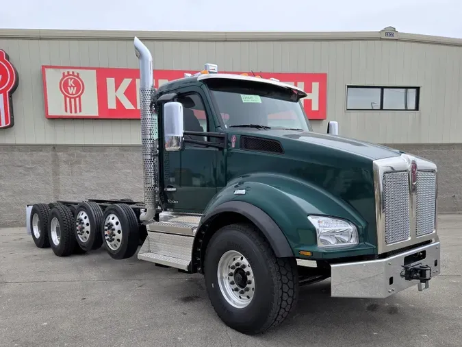 2026 Kenworth T88042764381657455760238aa7aae9a3dcf