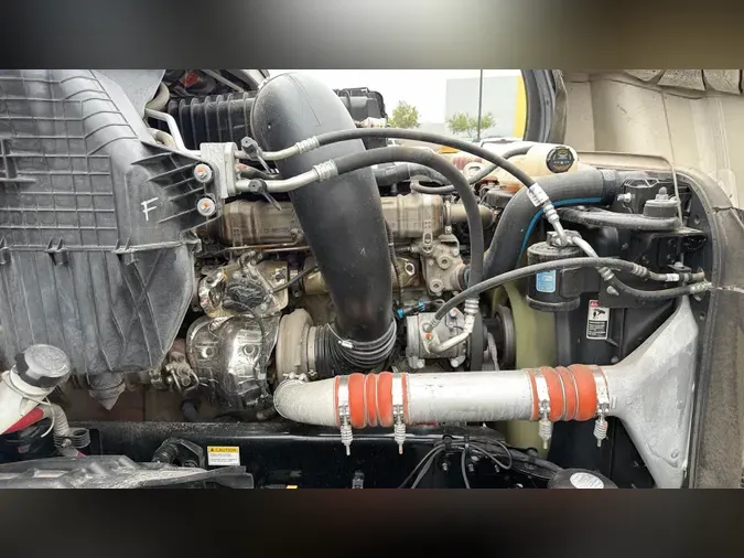 2025 Freightliner Cascadia 126