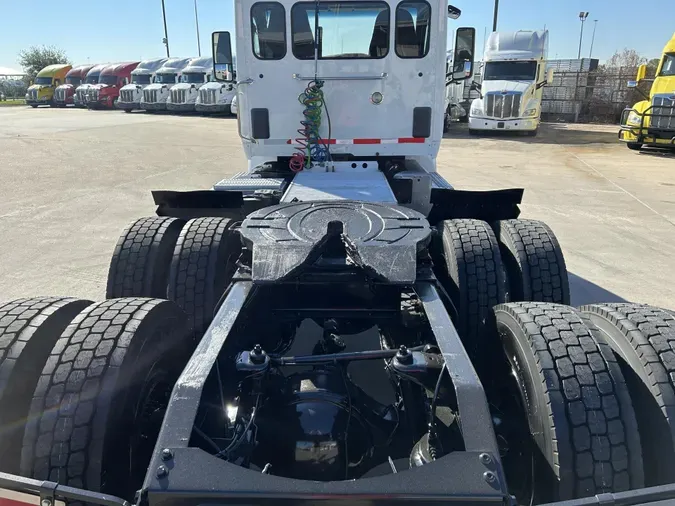2017 Peterbilt 579