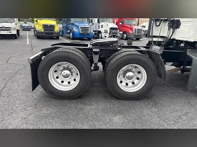 2019 INTERNATIONAL LT
