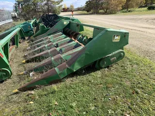 John Deere 643