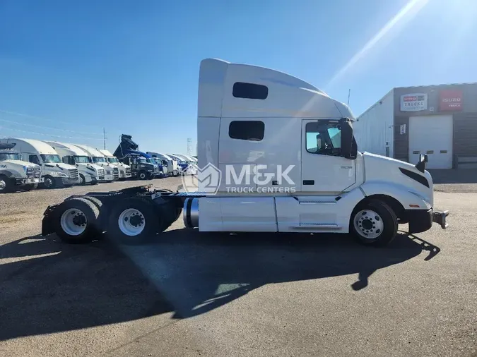 2019 VOLVO VNL64T760