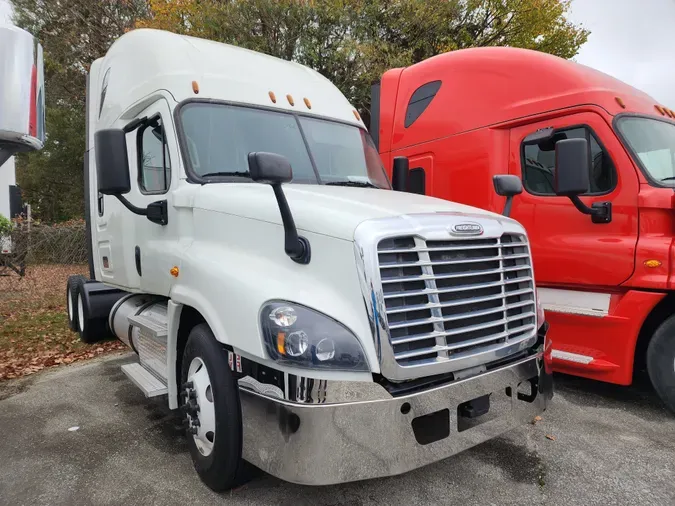 2019 FREIGHTLINER/MERCEDES CASCADIA 125