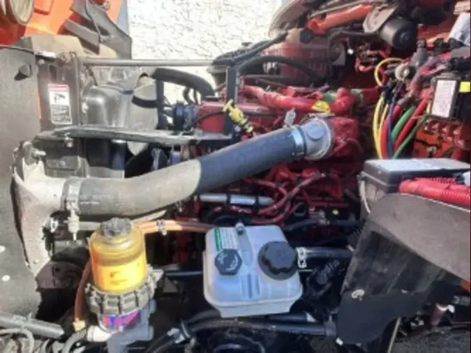 2018 FREIGHTLINER/MERCEDES M2 106