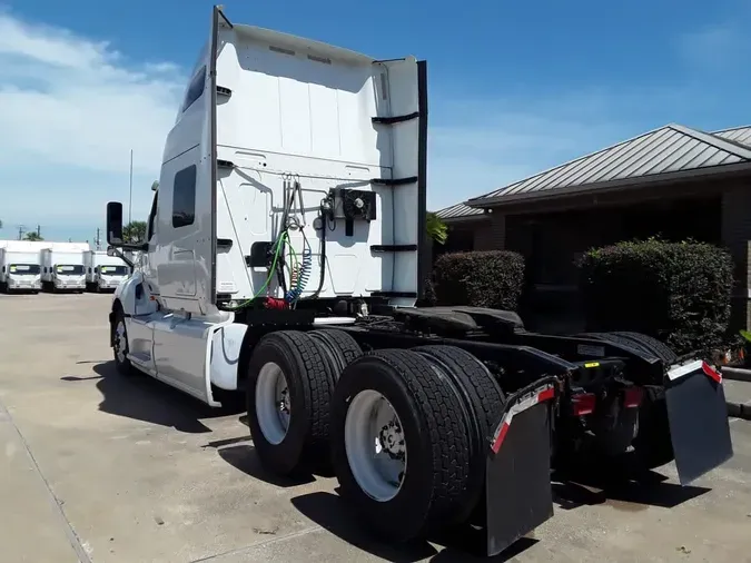 2018 NAVISTAR INTERNATIONAL LT625 SLPR CAB