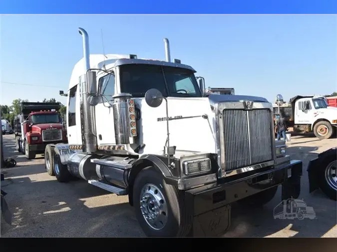 2004 WESTERN STAR 4964