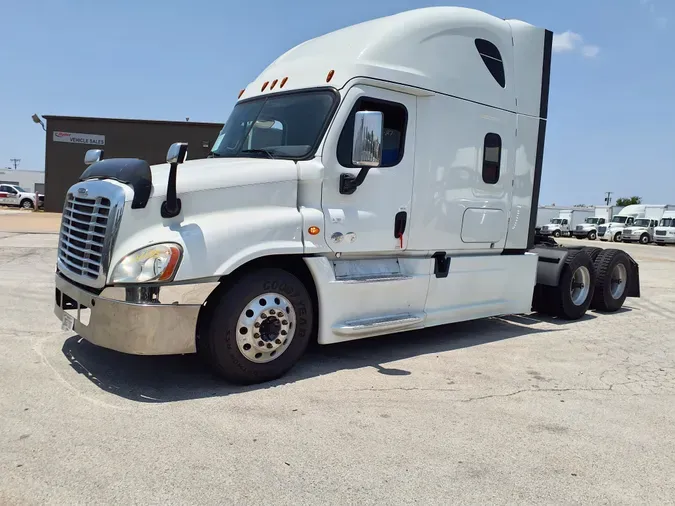 2018 FREIGHTLINER/MERCEDES CASCADIA 125