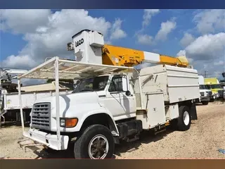 1997 FORD F800
