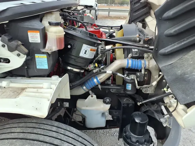 2018 FREIGHTLINER/MERCEDES M2 106428a44b21e5b5292711d938c1eccf13a