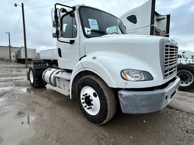 2017 FREIGHTLINER/MERCEDES M2-112