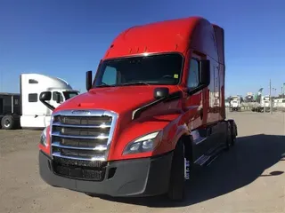 2021 FREIGHTLINER CA126