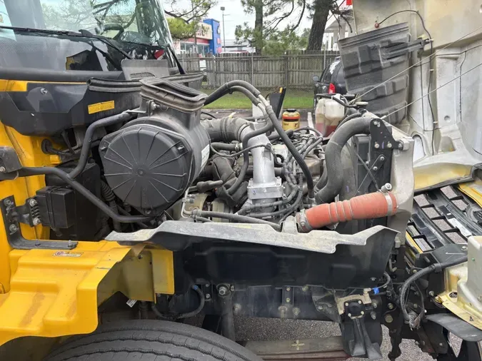 2019 Hino 268