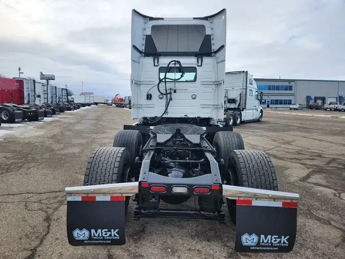 2019 VOLVO VNL62T300