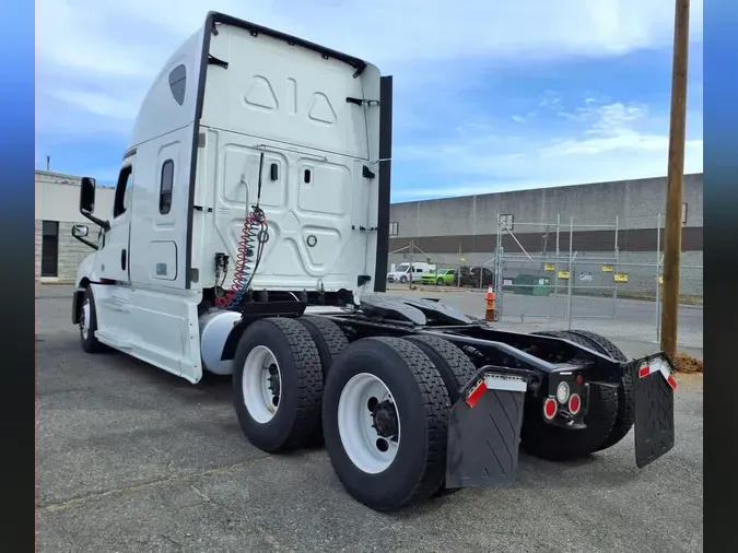 2019 FREIGHTLINER NEW CASCADIA PX12664