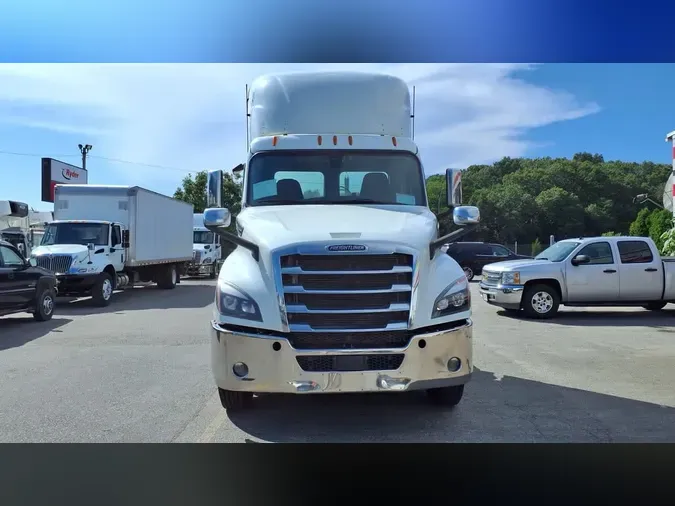 2020 FREIGHTLINER/MERCEDES NEW CASCADIA PX126644296f049387d3b5210e8aa1f46de1a9c