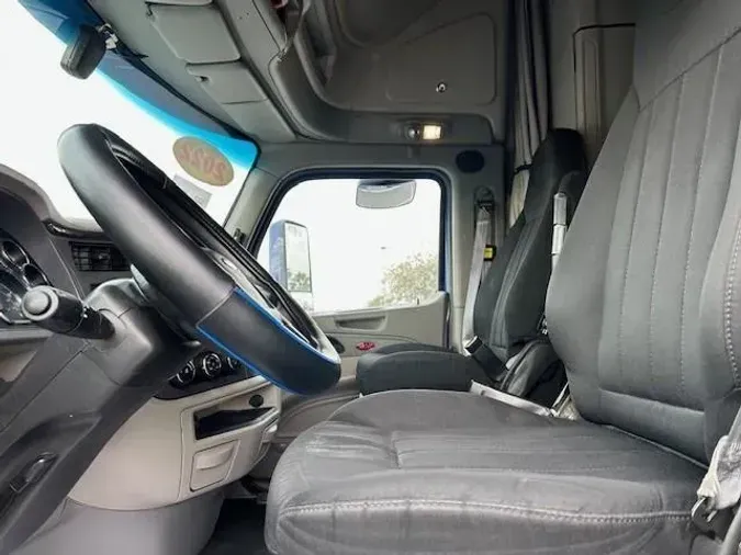 2022 Peterbilt 5794298ee2244711d61cb77e5df691cb934