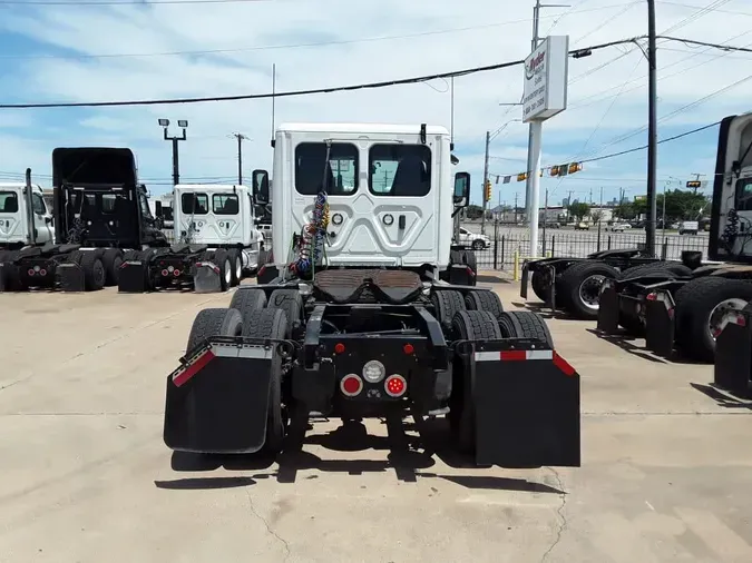 2020 FREIGHTLINER CASCADIA 125