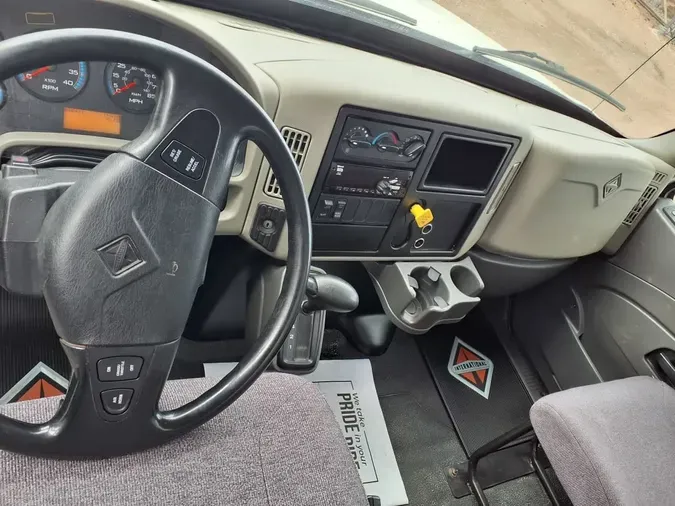 2018 NAVISTAR INTERNATIONAL 4300