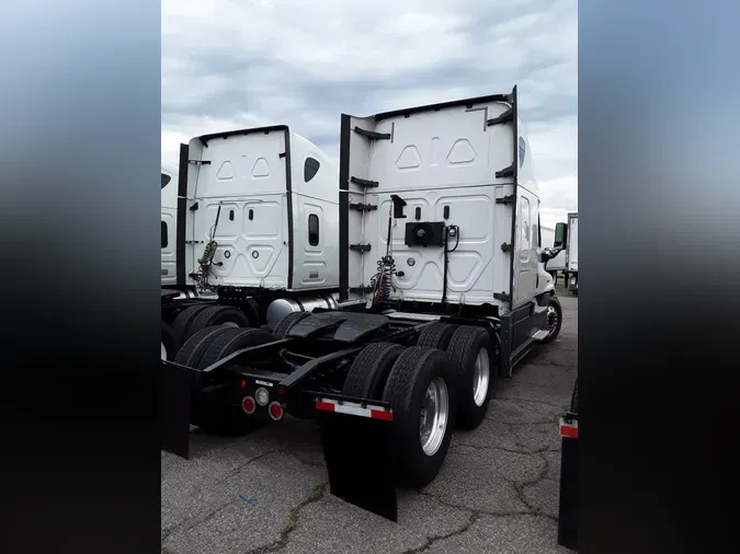 2019 FREIGHTLINER/MERCEDES CASCADIA 125