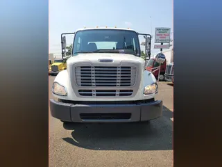2014 Freightliner M2 112