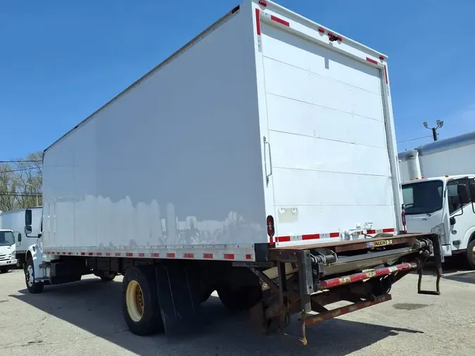 2018 FREIGHTLINER M2 106