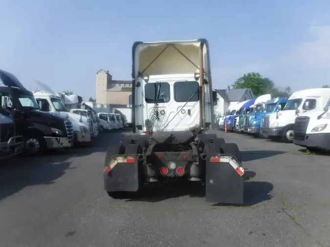 2020 FREIGHTLINER CASCADIA 125