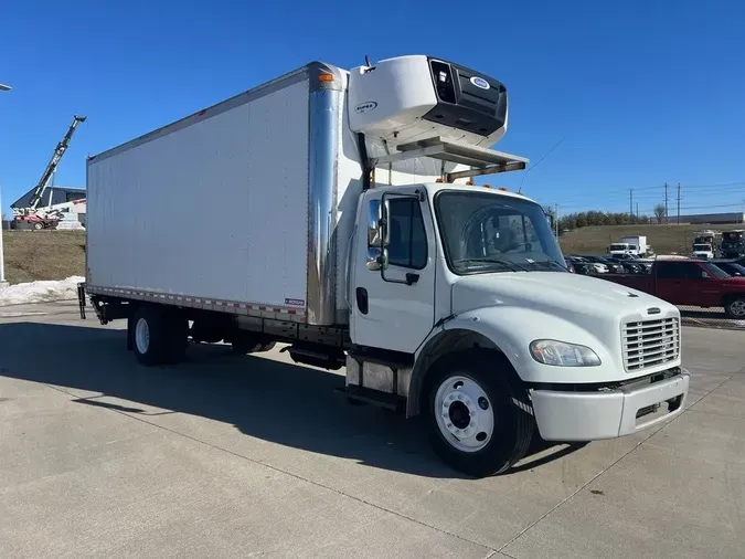 2017 Freightliner M2 106