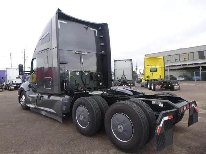 2022 Kenworth T680