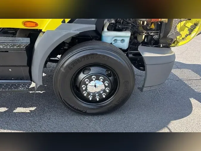 2018 INTERNATIONAL RH613