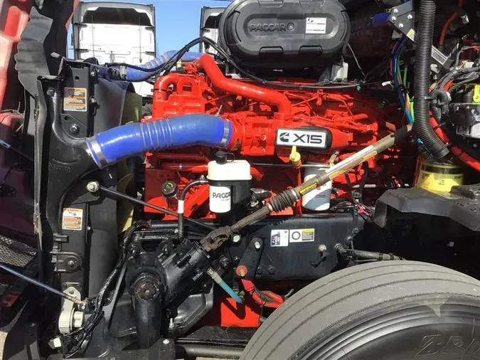 2023 KENWORTH T68042ab8b671b6b5c7004aa2163f7f5aa31