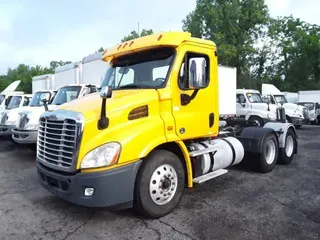 2019 FREIGHTLINER CASCADIA 113