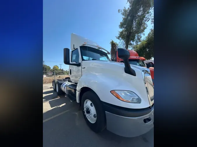 2019 NAVISTAR INTERNATIONAL LT625 DAYCAB T/A42aedcbe58db15b78032f7c18571ab43