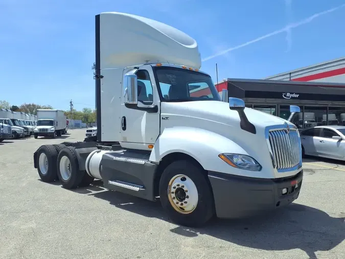 2018 NAVISTAR INTERNATIONAL LT625 DAYCAB T/A