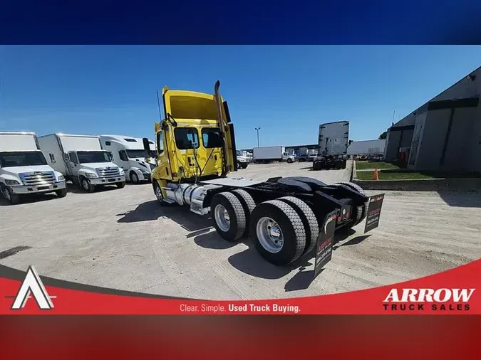 2021 FREIGHTLINER CA126