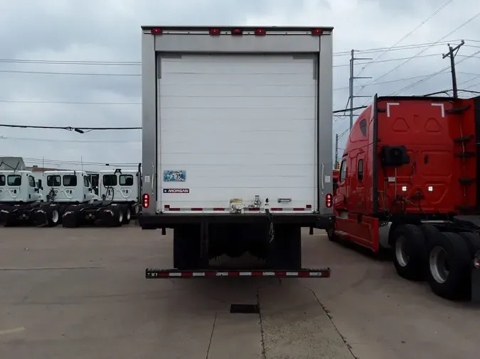 2019 FREIGHTLINER M2 106