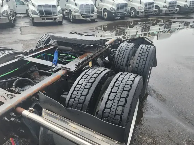 2016 FREIGHTLINER/MERCEDES CASCADIA 125