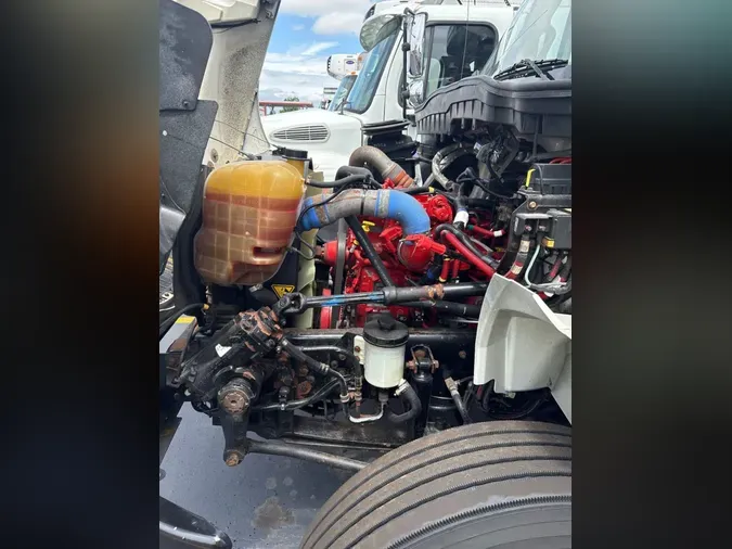 2018 NAVISTAR INTERNATIONAL 4300