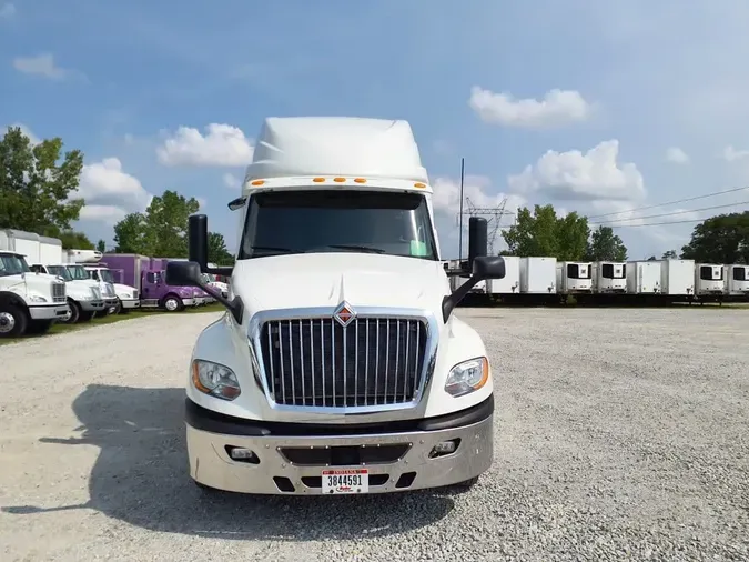 2019 NAVISTAR INTERNATIONAL LT625 SLPR CAB